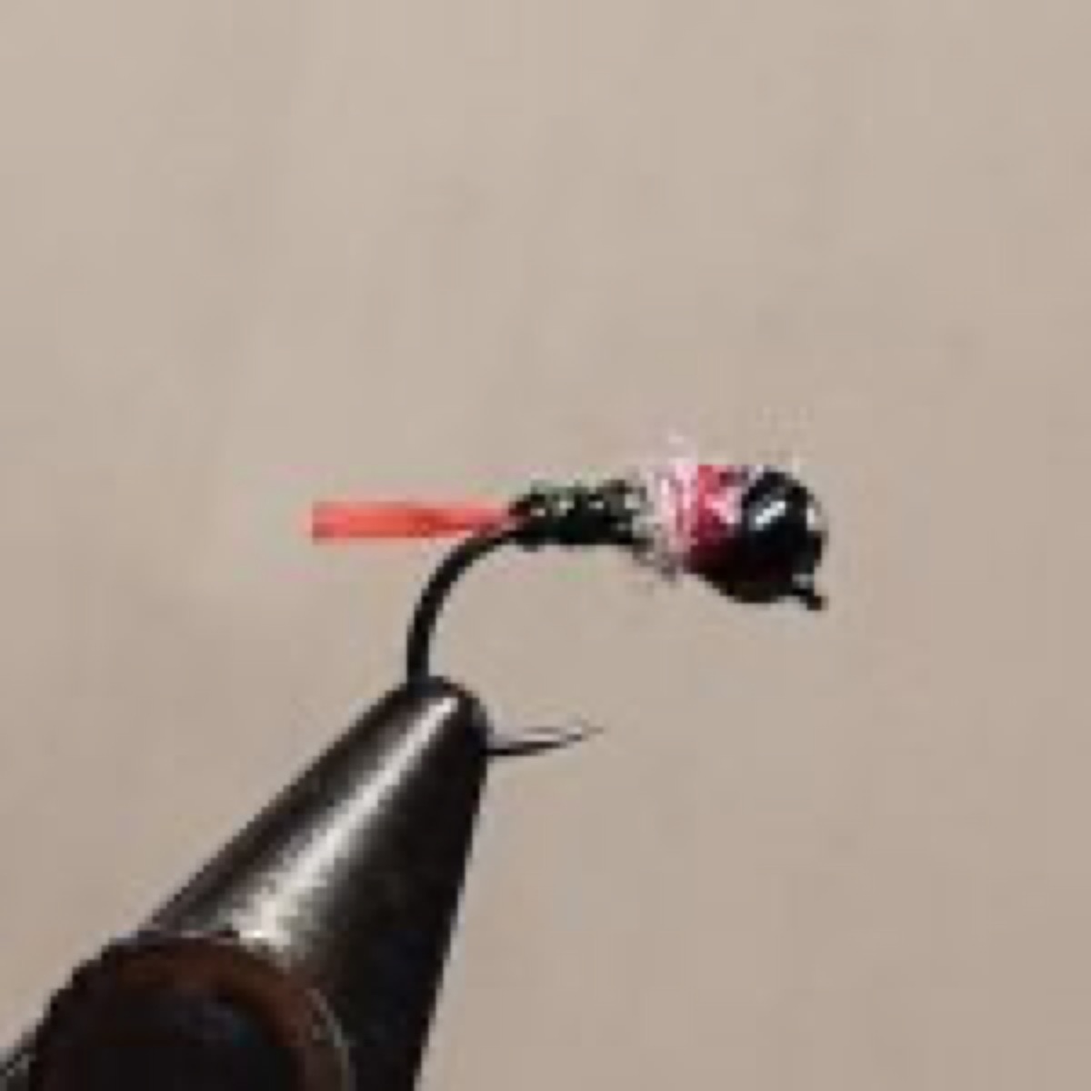 Red Dart variation fly pattern tied by Al Agelwei