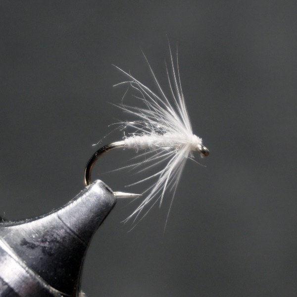 White Fly Spider (Ephoron leukon) fly pattern tied by Christian Andrews