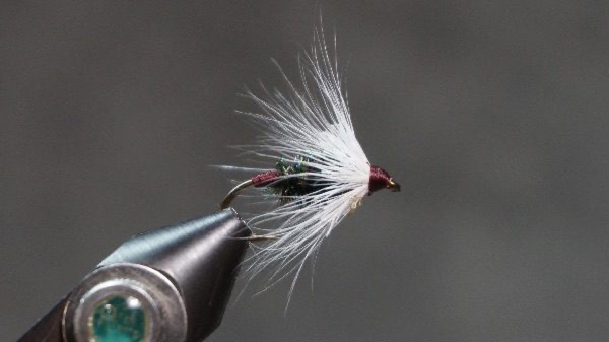 Deer-hair Hackle (White) fly pattern tied by Christian Andrews