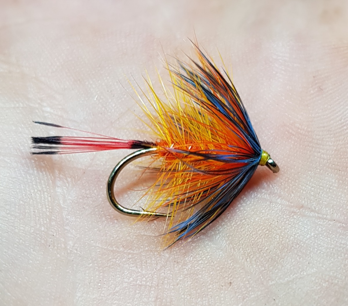 Sunburst bumble fly pattern tied by John Moore