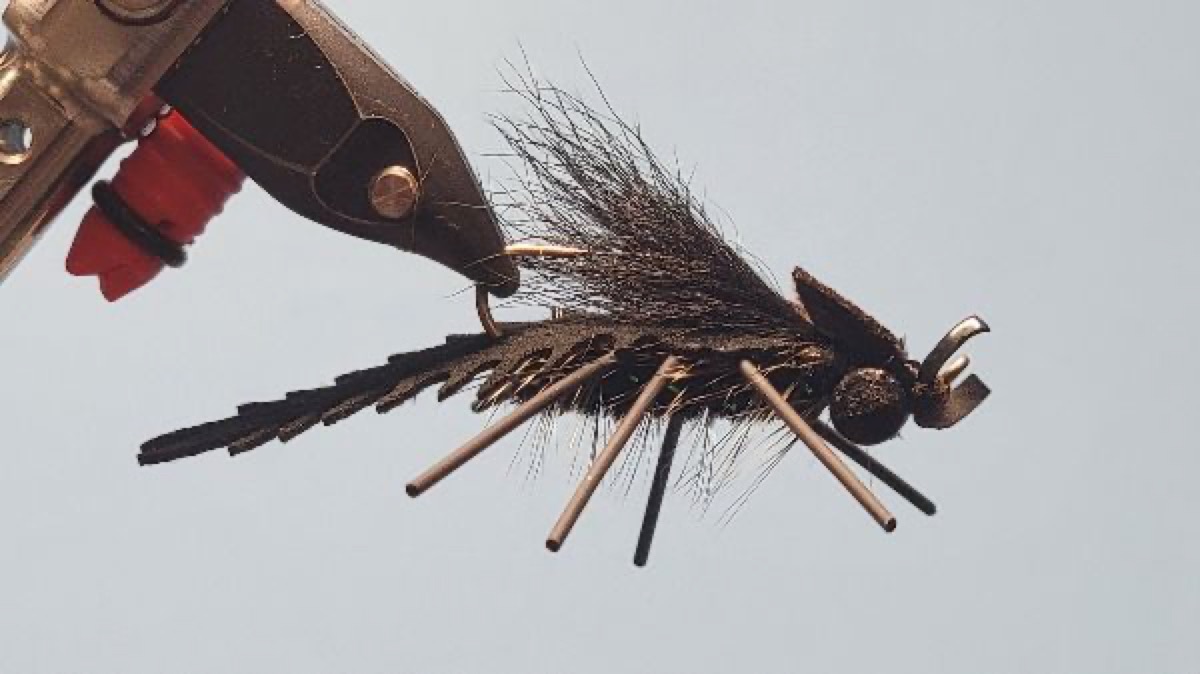 Chuck Kraft's Critter Mite fly pattern tied by Darrell Olson