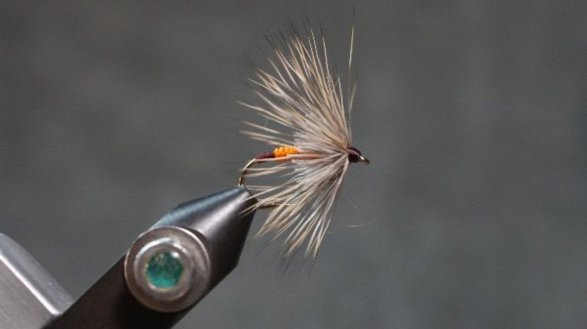 Deer-hair Hackle - Brown fly pattern tied by Christian Andrews