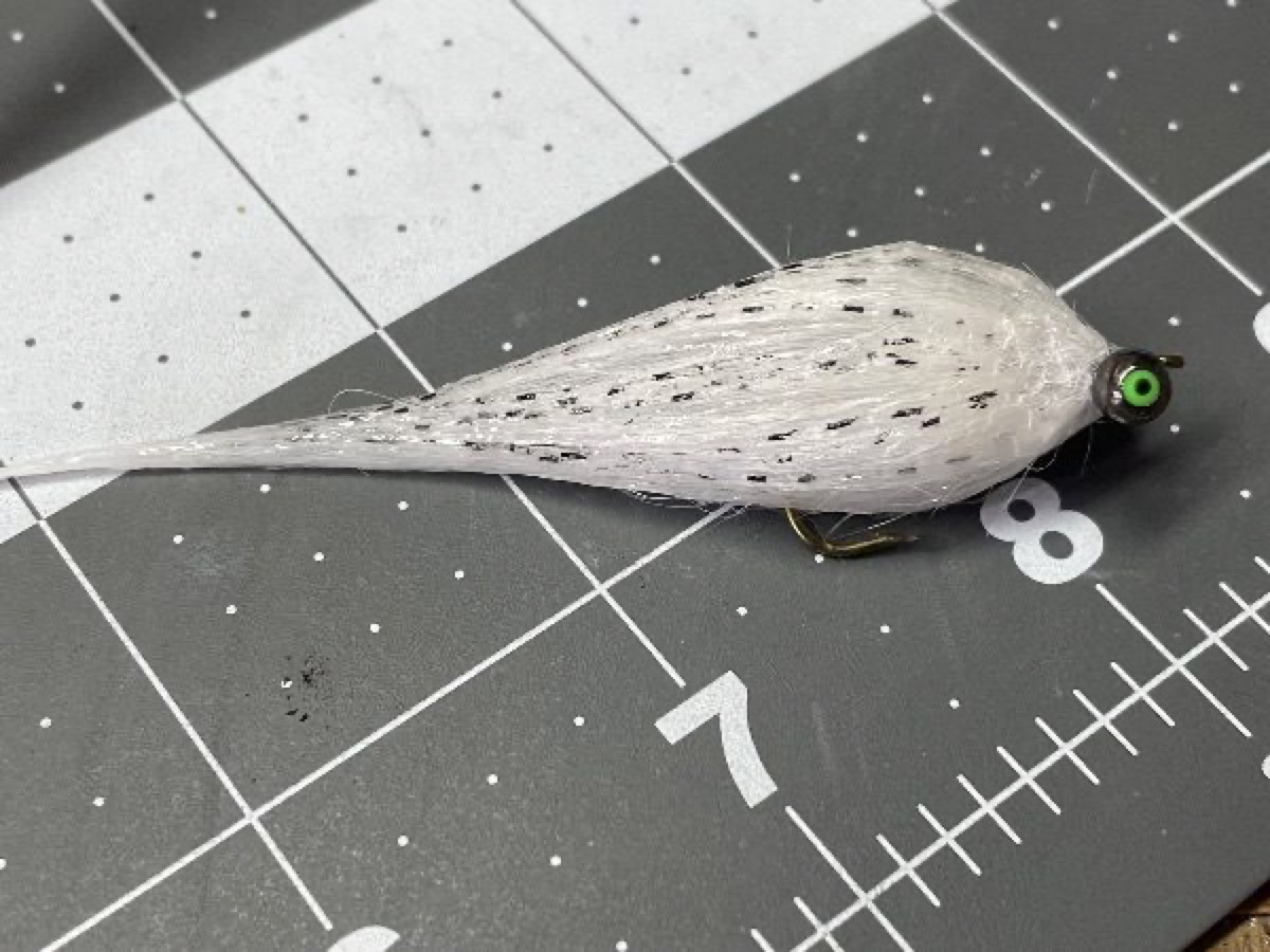 Rattling White Baitfish fly pattern tied by Brent Jones